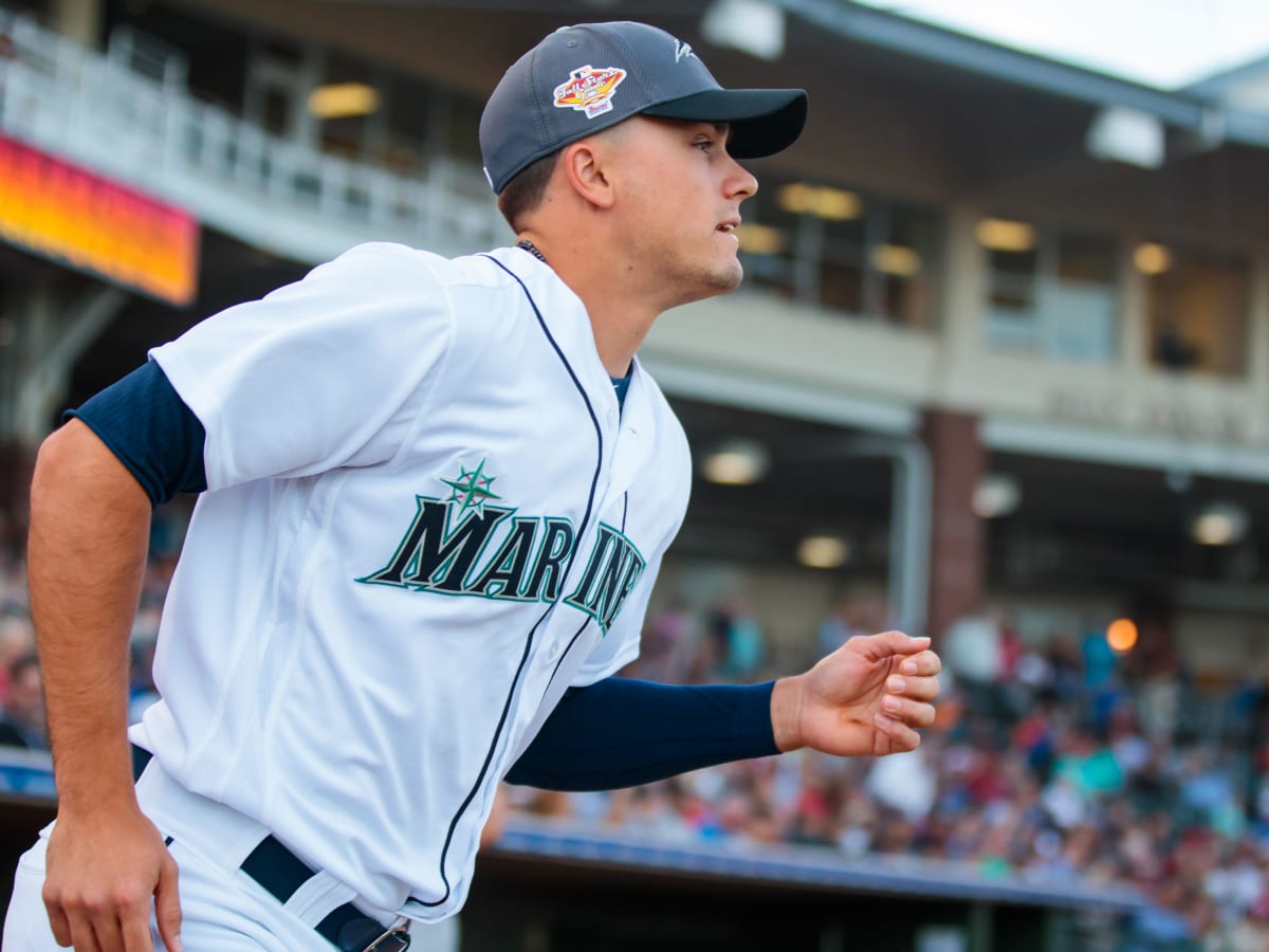 Mariners first baseman Evan White looks like 'the real deal