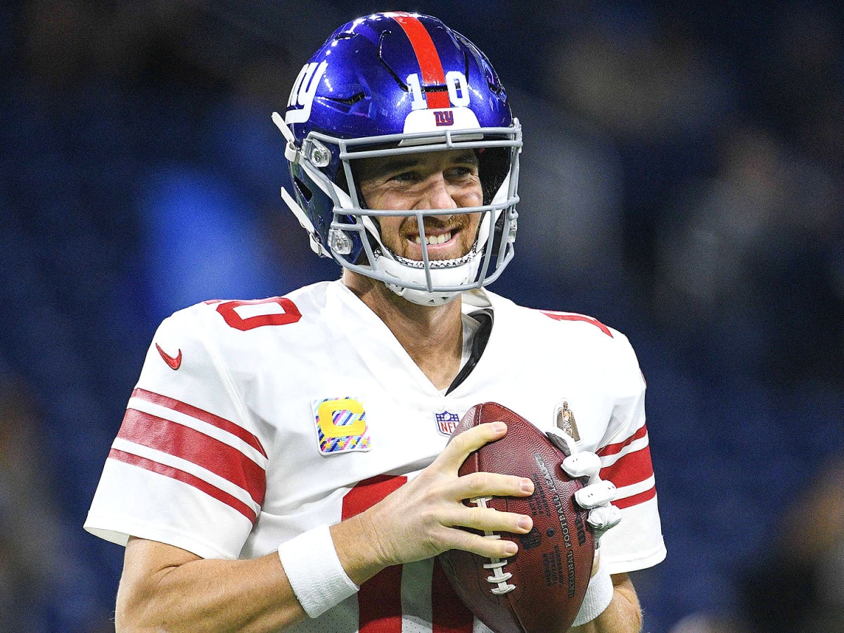 New York Giants name Daniel Jones starting quarterback, ending Eli