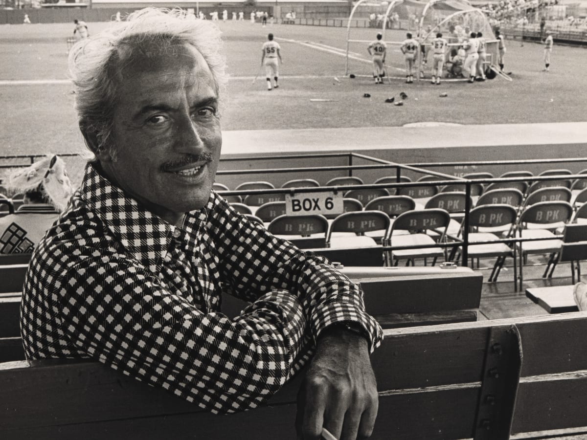 Marvin Miller's bigger than life impact on fellow Hall of Famer