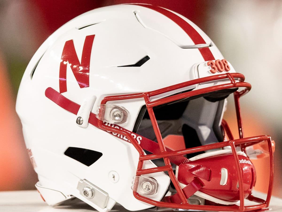 Nebraska Football: 'Tight knit' offensive line billed as big