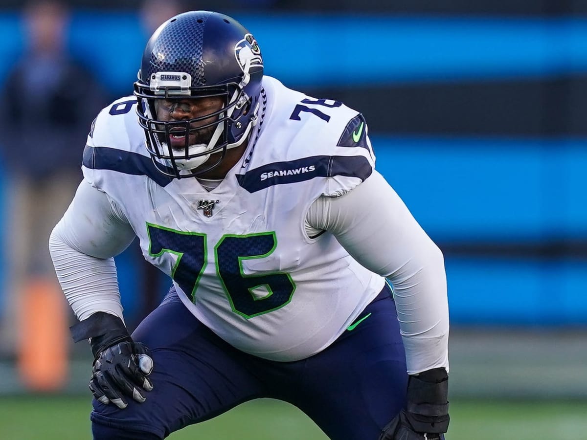 Seahawks veteran leader Duane Brown doesn't move like an offensive