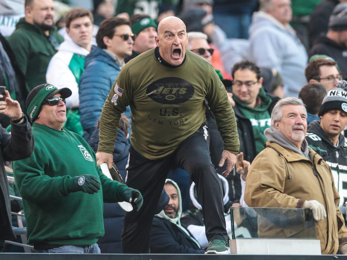 Fireman Ed will reportedly return for one day to lead 'J-E-T-S' chants at  Jets' home opener 