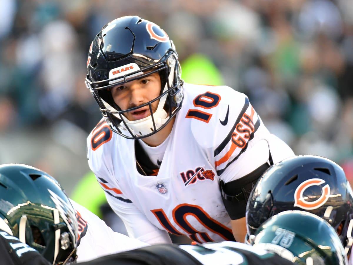 As Mahomes and Watson play, the Bears' quarterback questions linger for  another winter