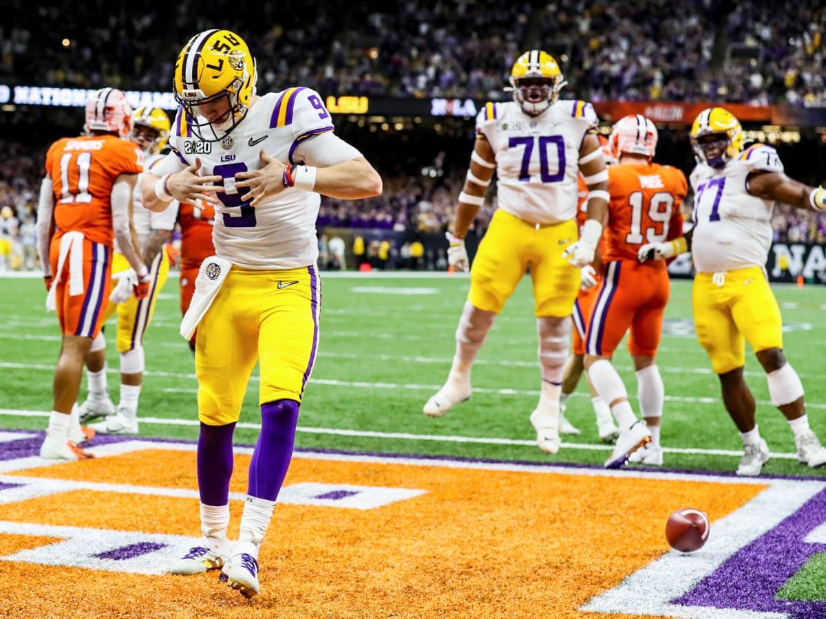 Joe Burrow's six touchdowns power LSU past Clemson to national