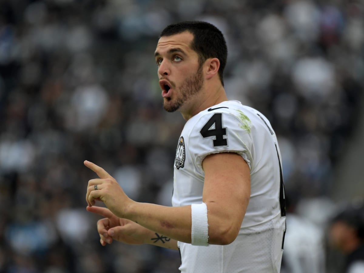 Derek Carr is as much to blame for Las Vegas Raiders mess - Silver And  Black Pride