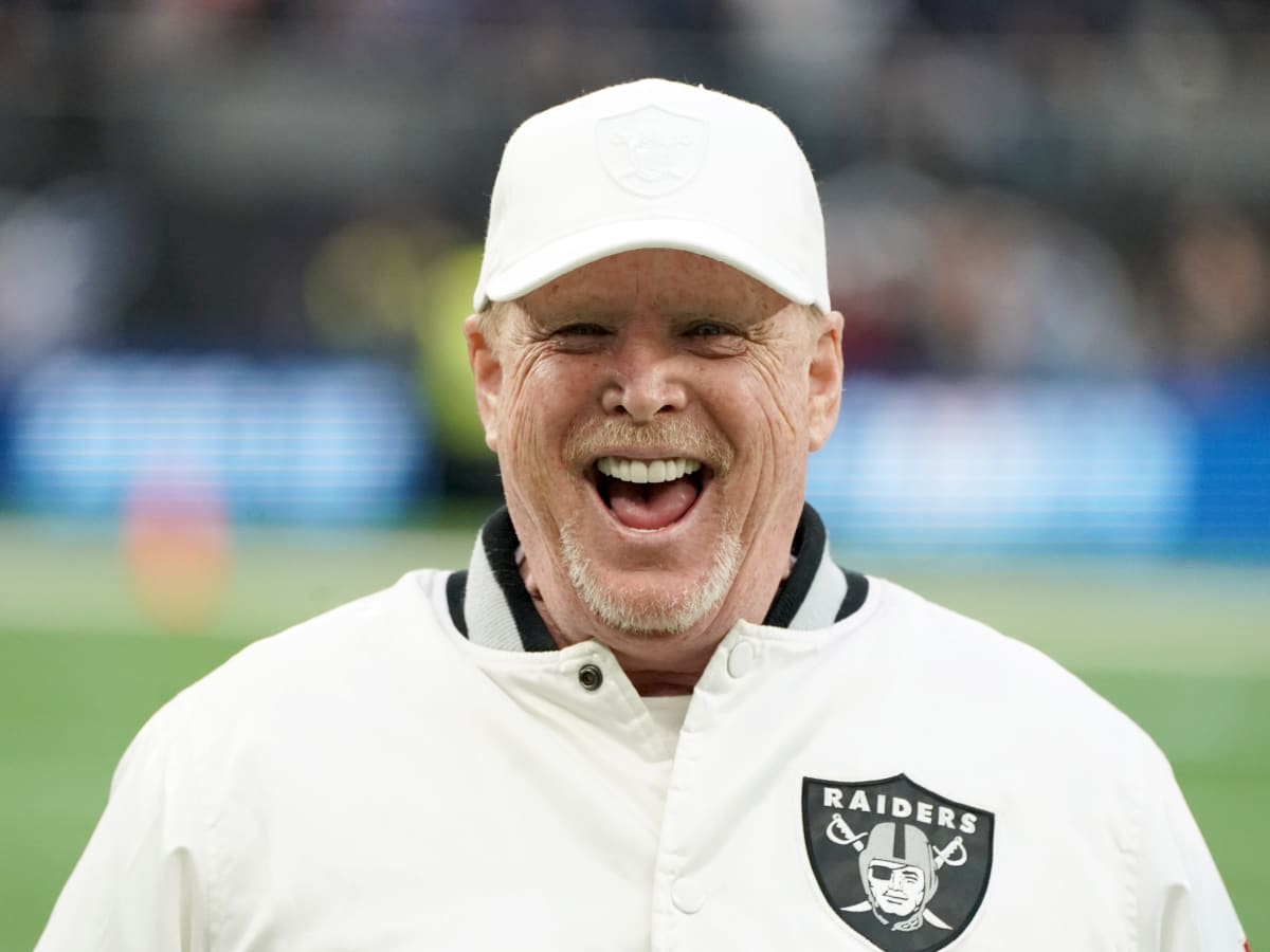 Different From Most NFL Owners, Raiders' Down-to-Earth Davis Makes Mark In Las  Vegas - LVSportsBiz