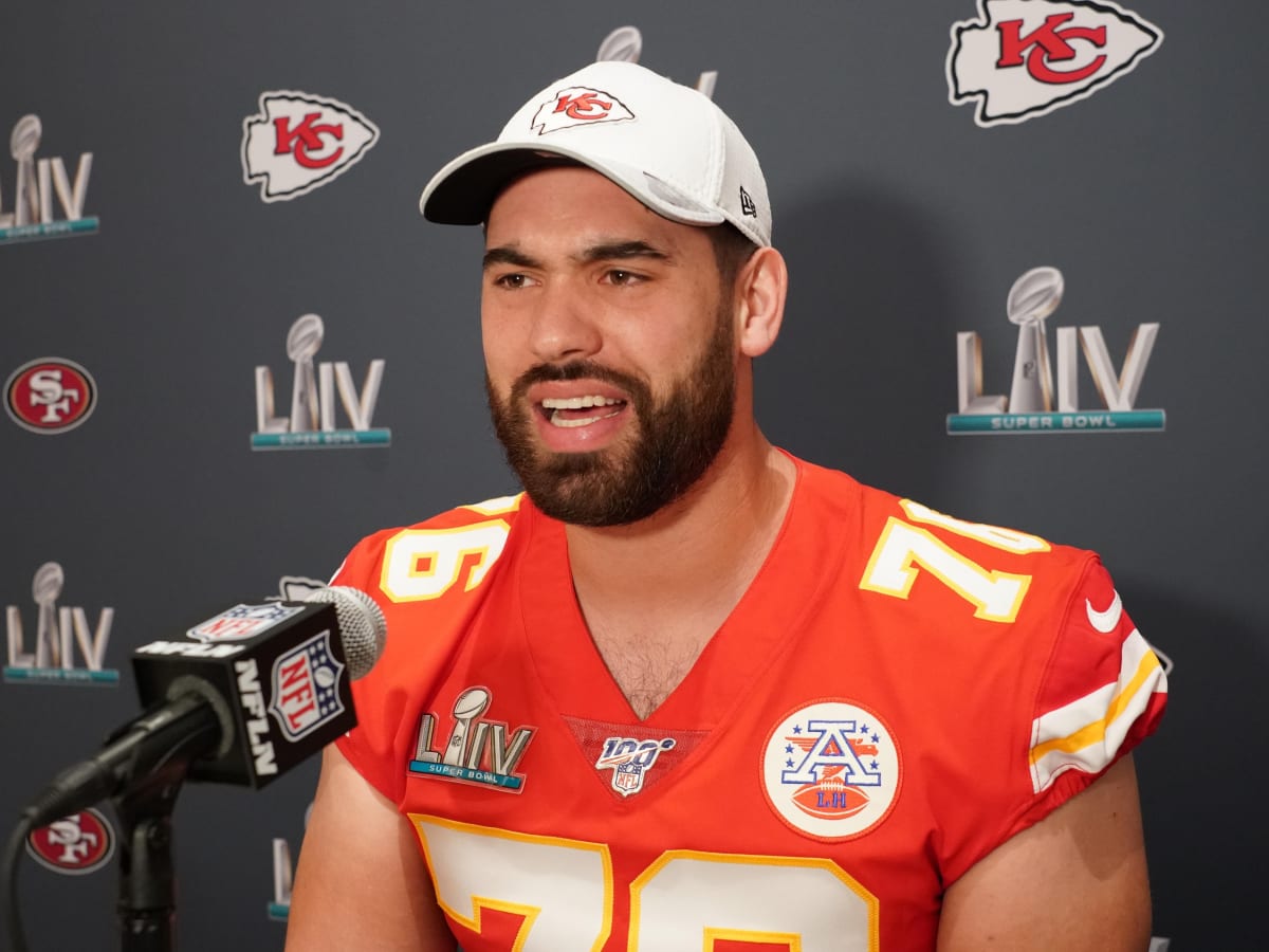 Chiefs Trade Laurent Duvernay-Tardif To Jets