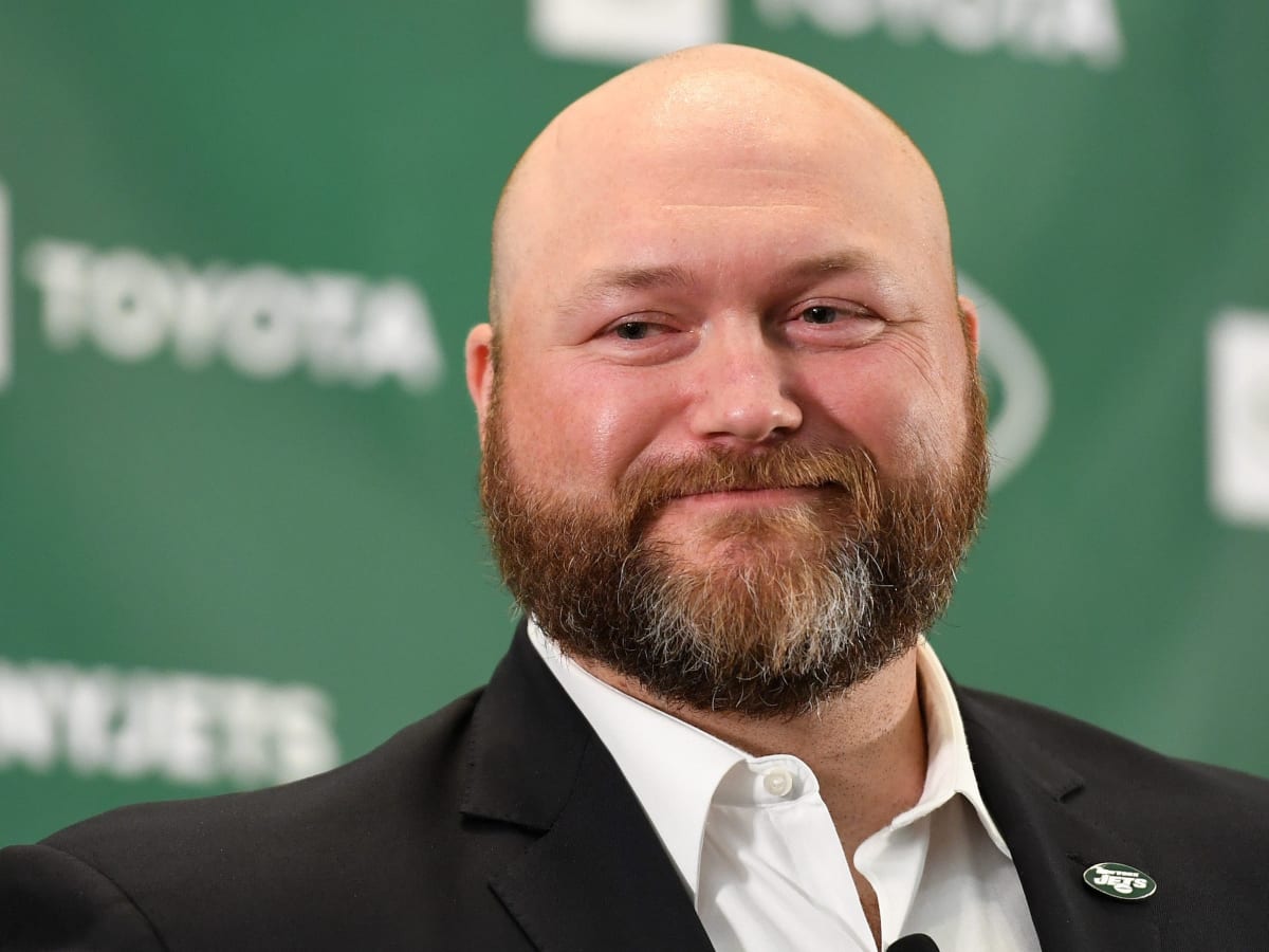 Broadway Joe Fired Up for Aaron Rodgers-led Jets - Sports Illustrated New  York Jets News, Analysis and More