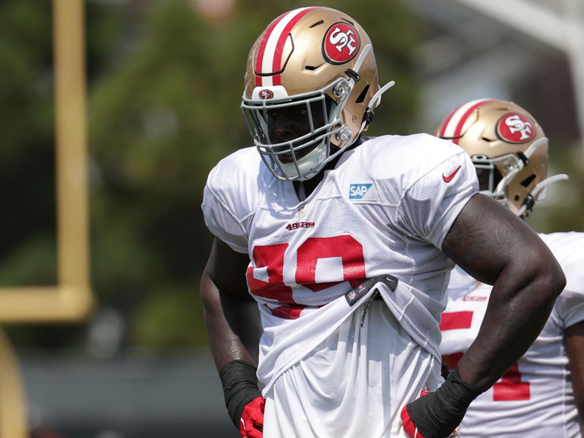 San Francisco 49ers strong safety Jaquiski Tartt (3) warms up