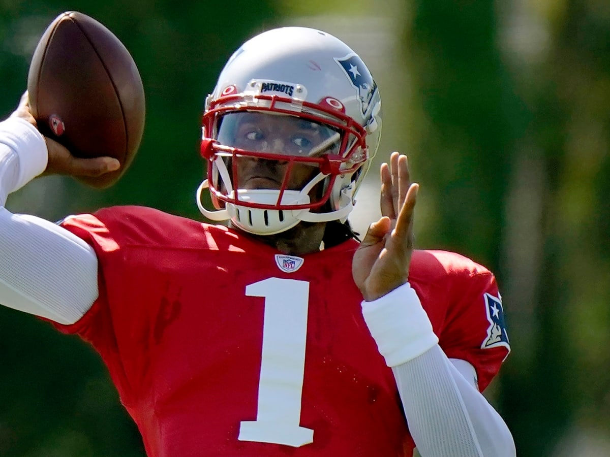 Patriots training camp Day 2: Cam Newton pulls away late with best passing  period of camp