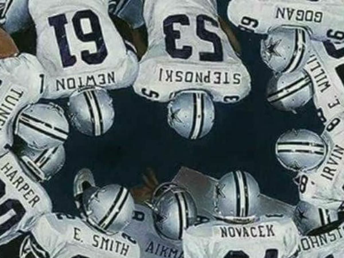 Dallas Cowboys - Huddle up