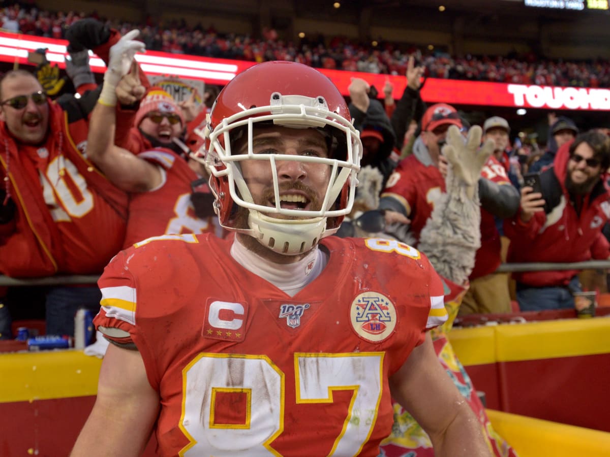 Chiefs tight end Kelce playing smarter as he ages