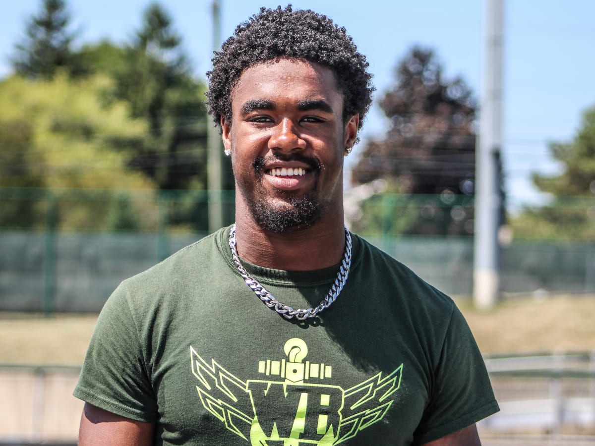 2021 four-star RB Donovan Edwards commits to Michigan on National Signing  Day - Maize n Brew