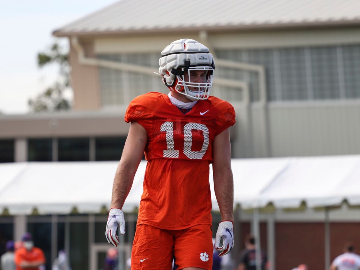 Baylon Spector #LB34 of the Clemson Tigers speaks to reporters during  News Photo - Getty Images