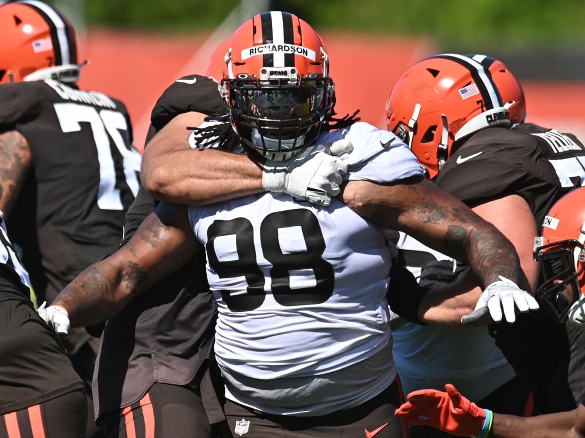 Browns Reunion With Former Starting DT Pitched as Key Offseason