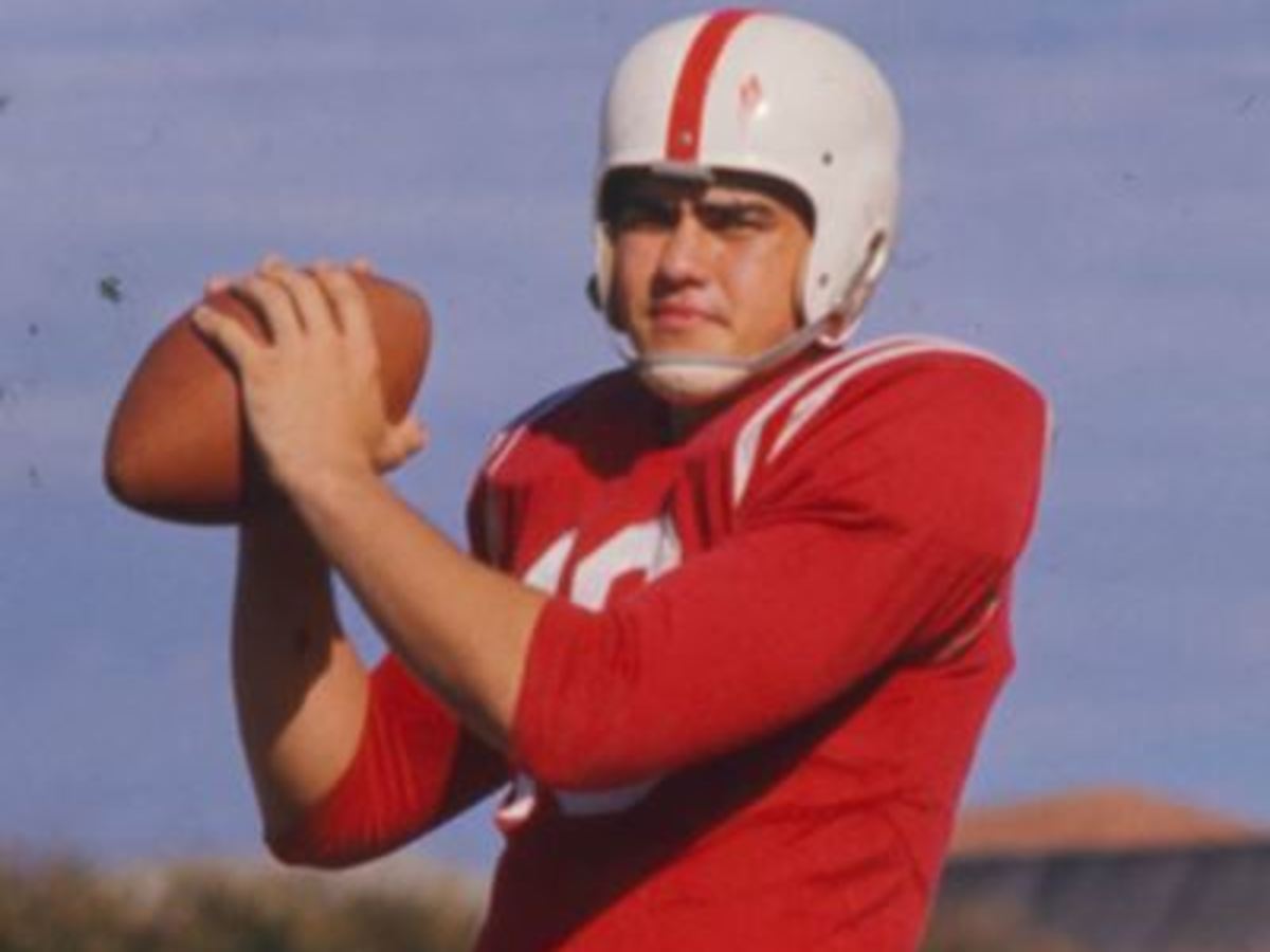 Not in Hall of Fame - 25. Roman Gabriel