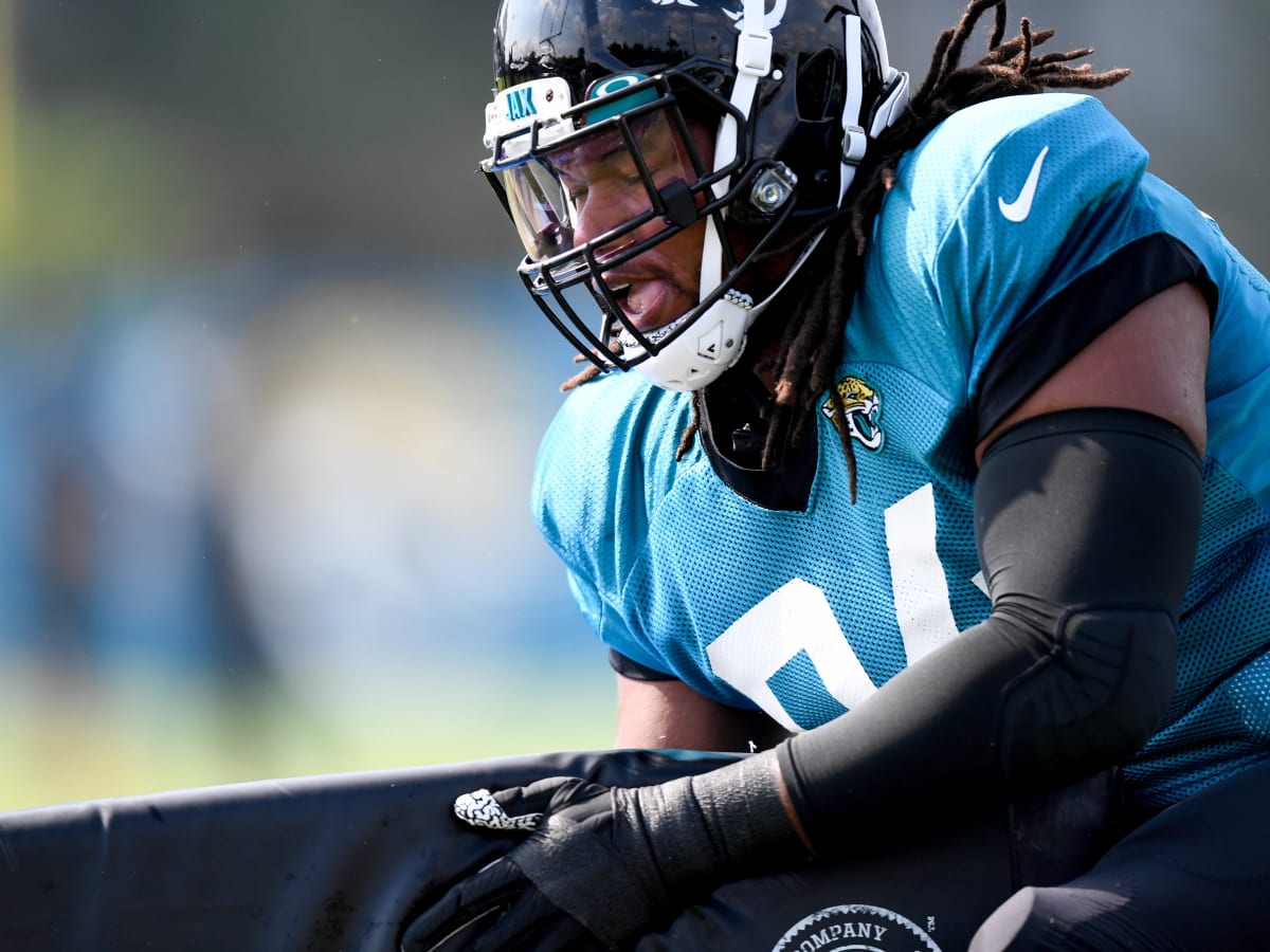 Jaguars bolster pass rush, bring Dawuane Smoot back on 1-year deal