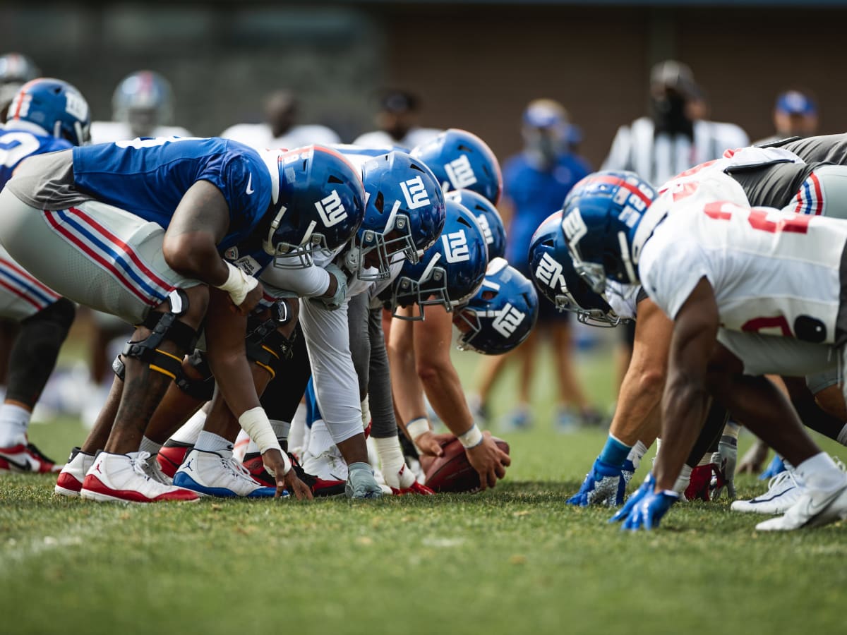 Giants LB Blake Martinez misses practice with unknown ailment