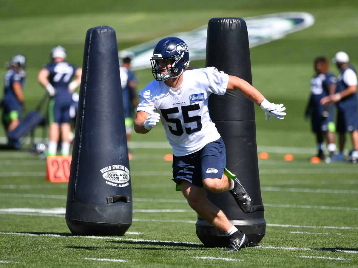 Seahawks' Burr-Kirven, Ursua 'hurt seriously' against Broncos