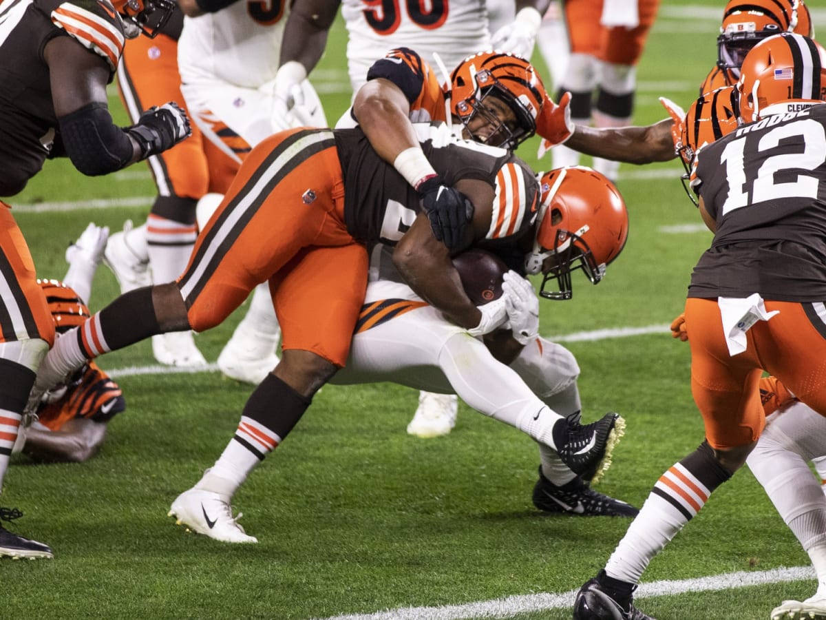 The Bengals fall to the Browns, 35-30, despite Joe Burrow's three