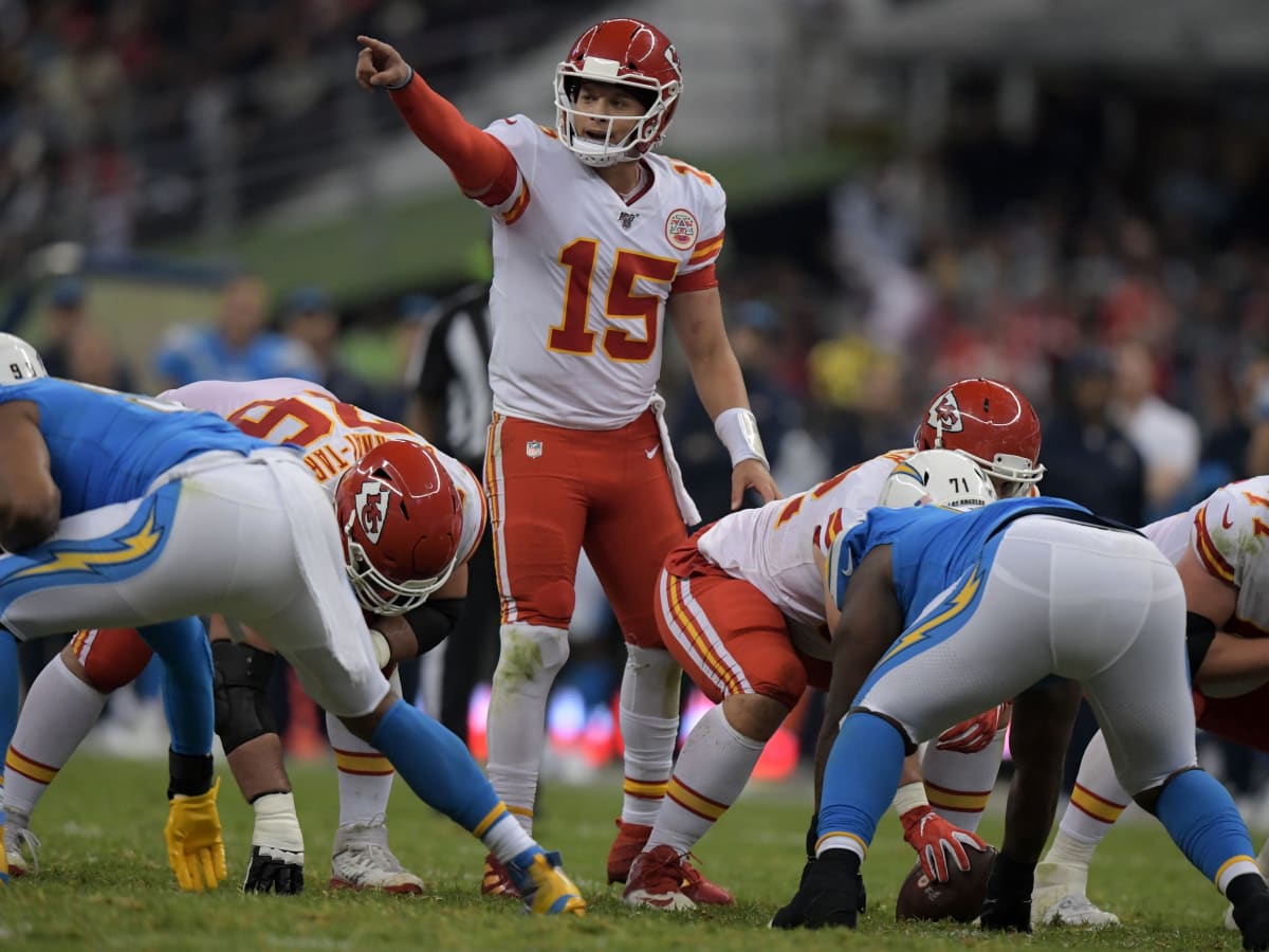 Kansas City Chiefs Need to Find Rhythm Early Against Los Angeles Chargers -  Sports Illustrated Kansas City Chiefs News, Analysis and More