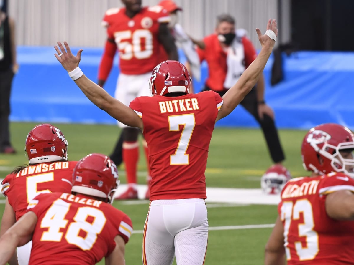 All glory to God': Chiefs' Butker makes game-winning kick in the