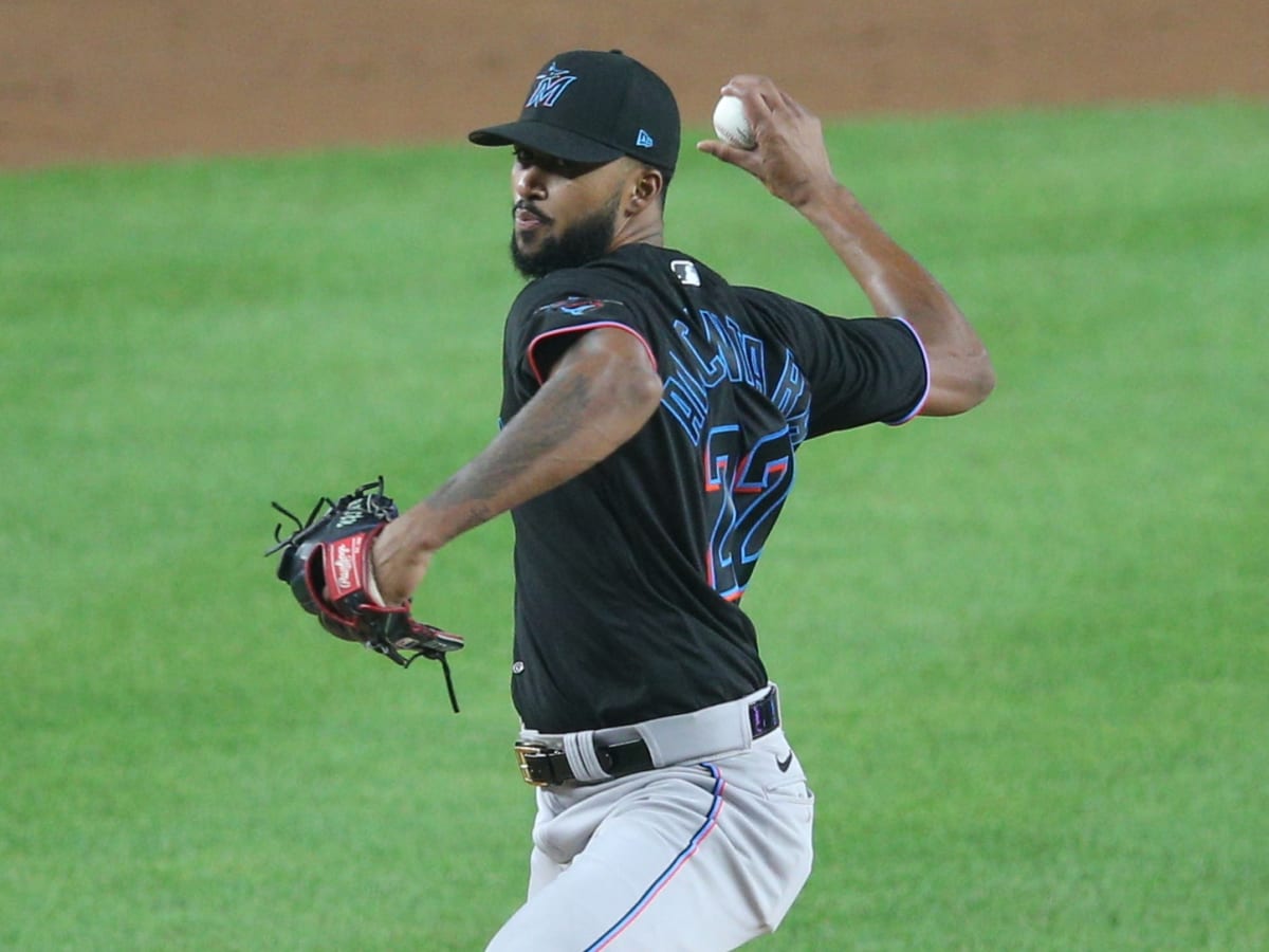 Marlins in the postseason mix, Sports