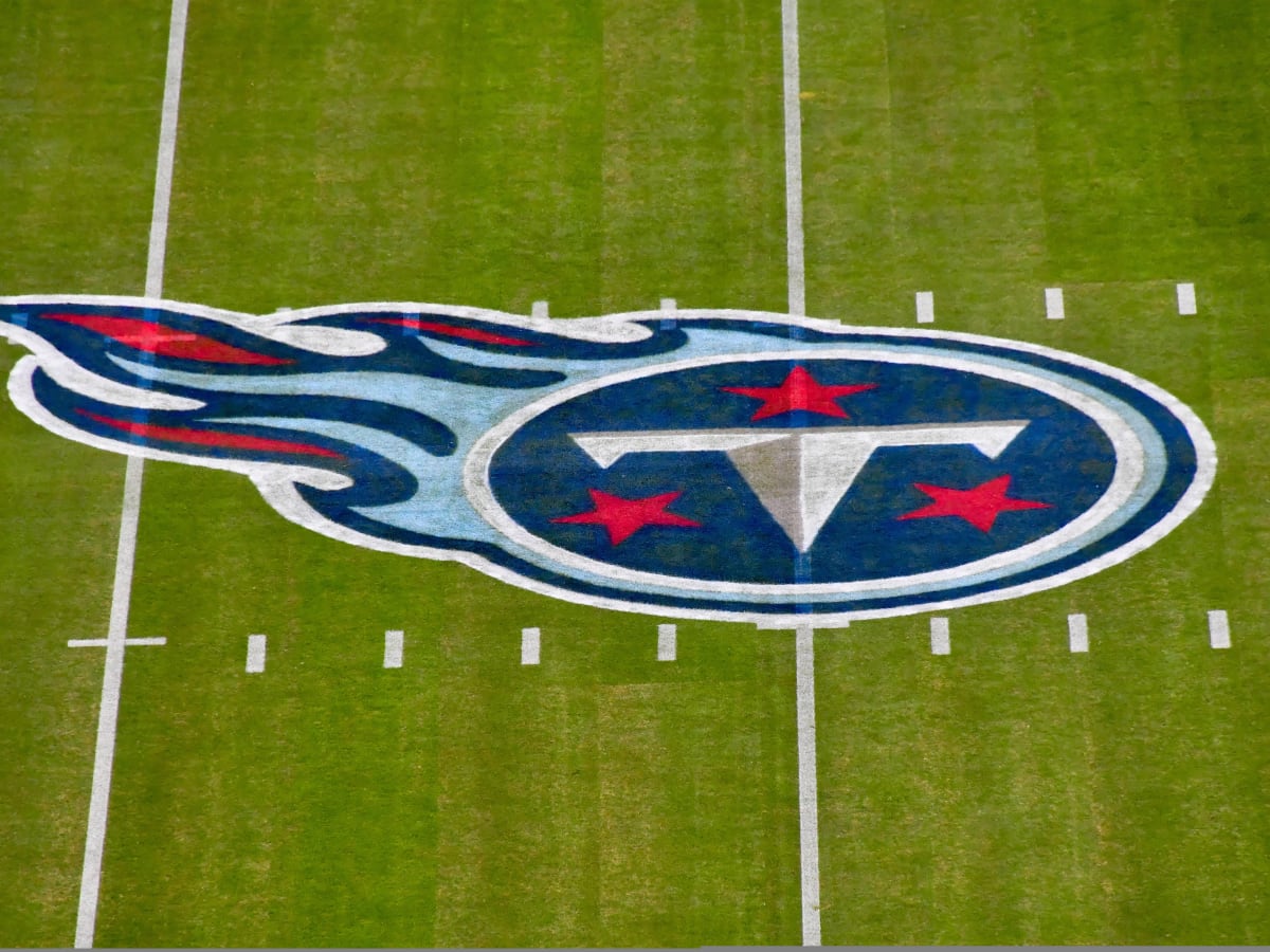 Titans' outbreak now up to 18, Chiefs-Patriots postponed