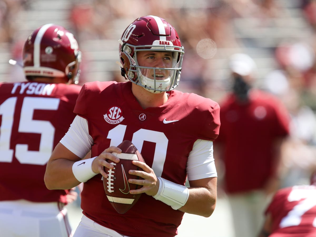 Mac Jones Is No. 3 On Alabama QB Depth Chart