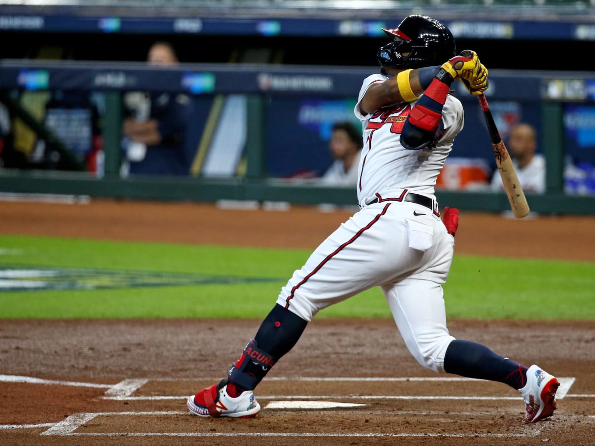 Multiple Fans Rush Field and Make Contact With Braves' Ronald Acuña -  Sports Illustrated