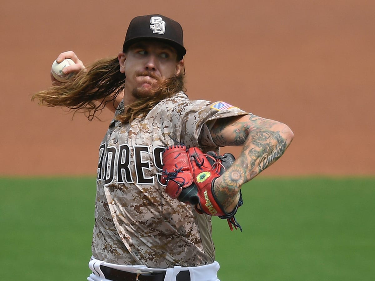 Padres remove Mike Clevinger from NLDS roster due to elbow injury