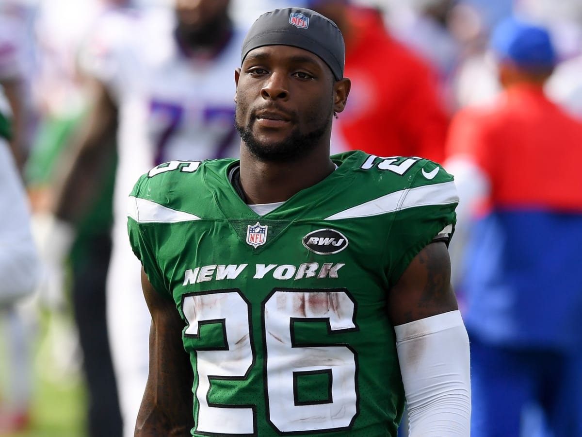 What Le'Veon Bell signing means for Clyde Edwards-Helaire