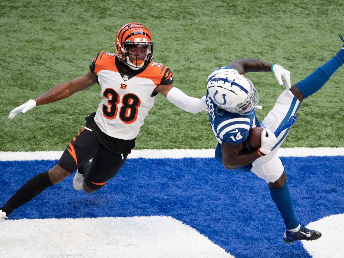 Cincinnati Bengals blow 21-point lead, lose to Indianapolis Colts 31-27 -  Sports Illustrated Cincinnati Bengals News, Analysis and More