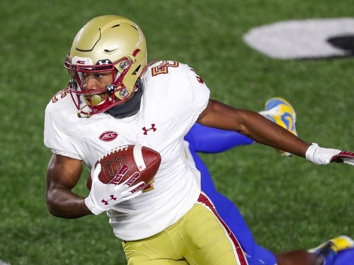 Zay Flowers Sees His Jersey & Takes The Field For First Time As A Pro -  EagleAction