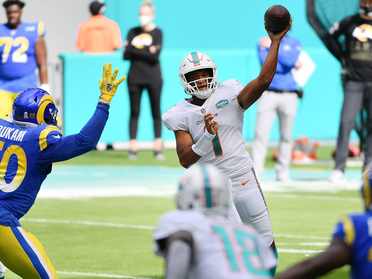 Jaguars vs. Dolphins: Defense unable to disrupt QB Ryan Fitzpatrick