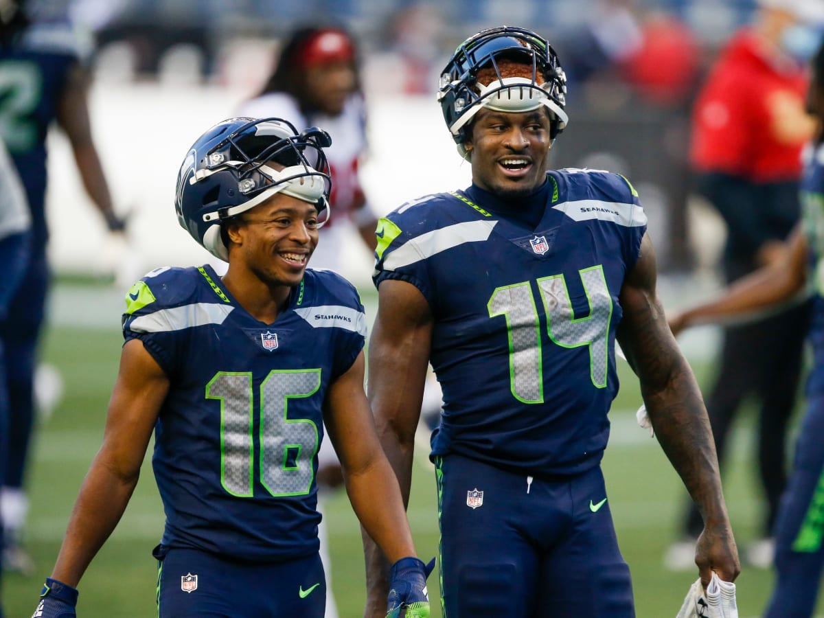 Rookie Seattle Seahawks wide receiver D'Wayne Eskridge (1) stands