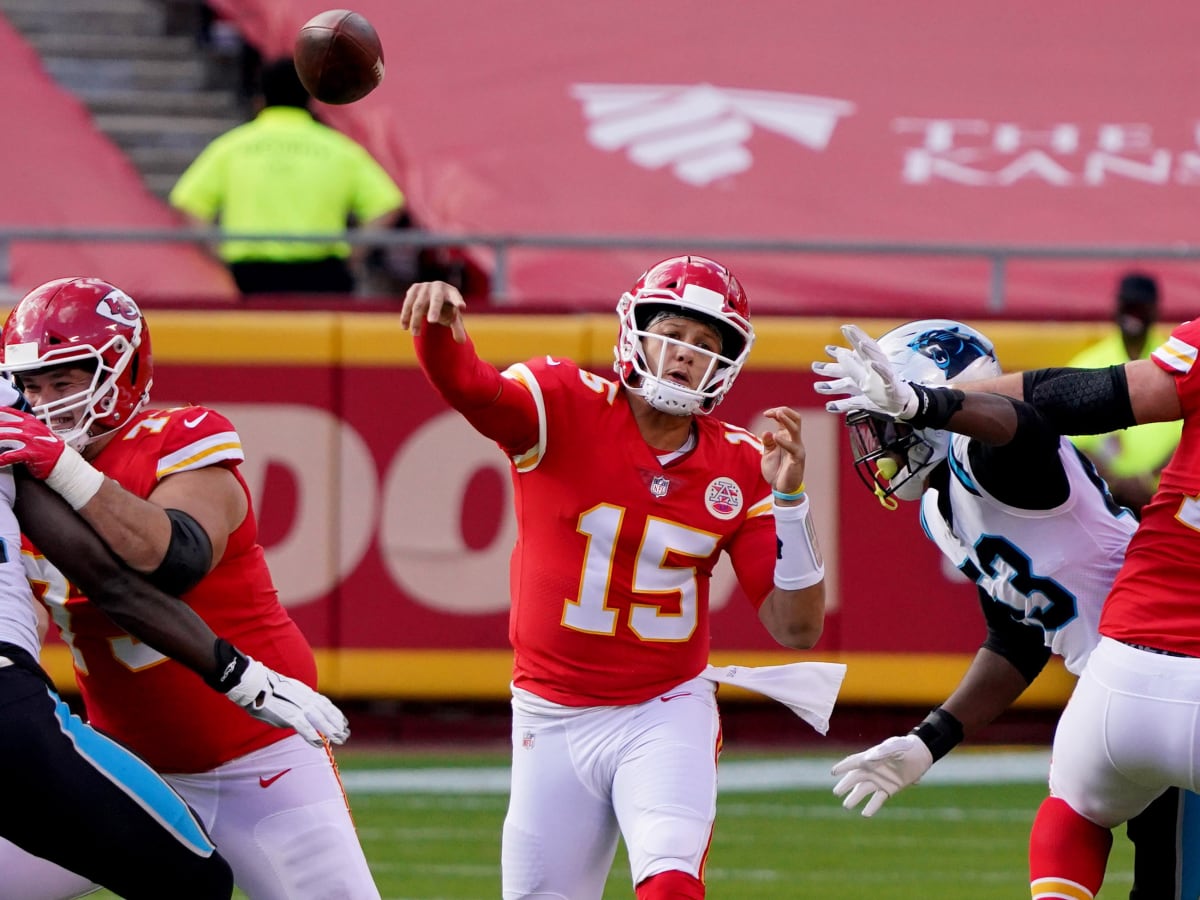 Chiefs' Patrick Mahomes sets the NFL record for the fastest to reach 200 TD  passes - The San Diego Union-Tribune