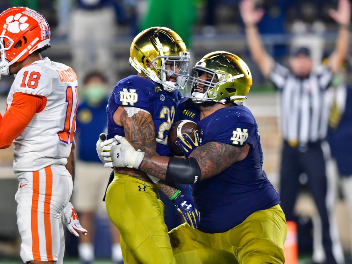 Notre Dame Fighting Irish Football: Clemson Tigers Q&A with Shakin