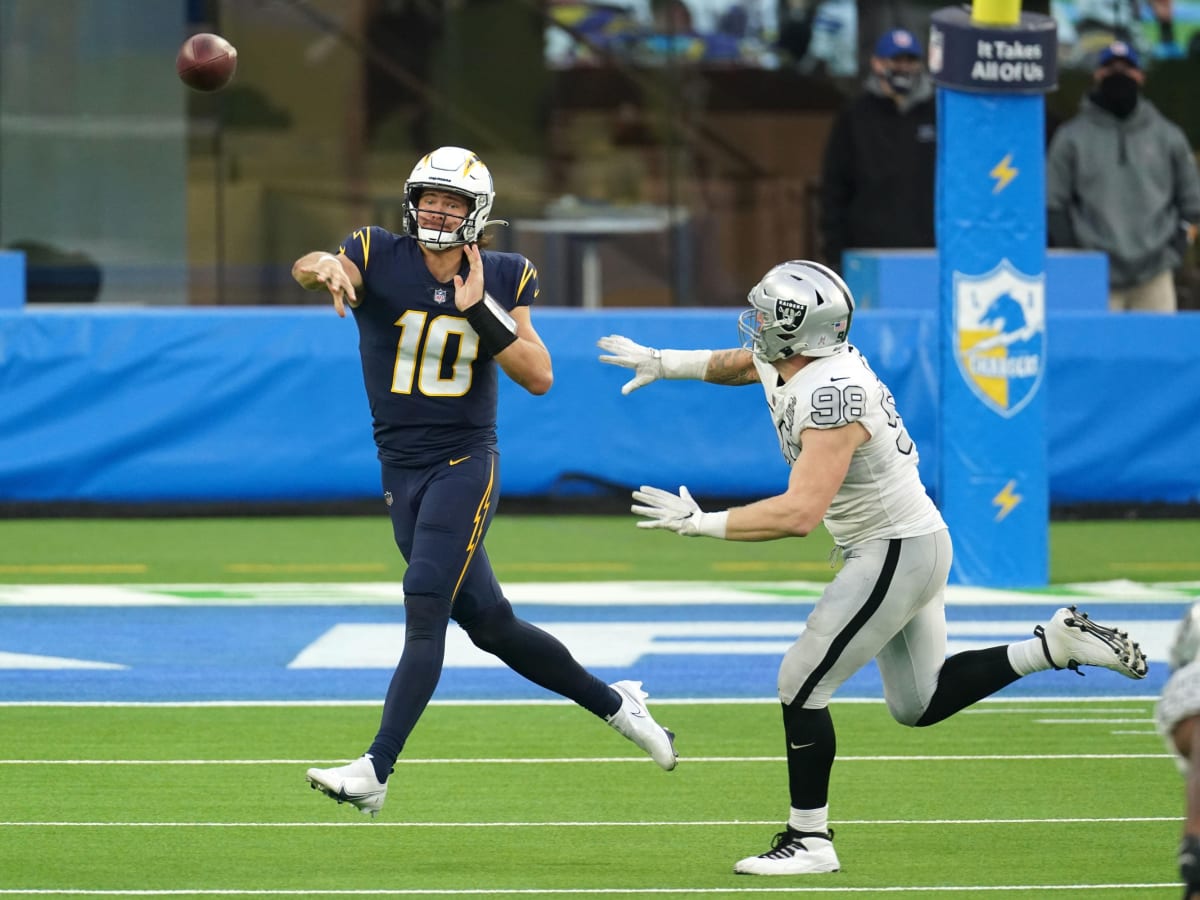 Chargers-Dolphins 2022: Key Moments and Highlights - Sports Illustrated Los  Angeles Chargers News, Analysis and More