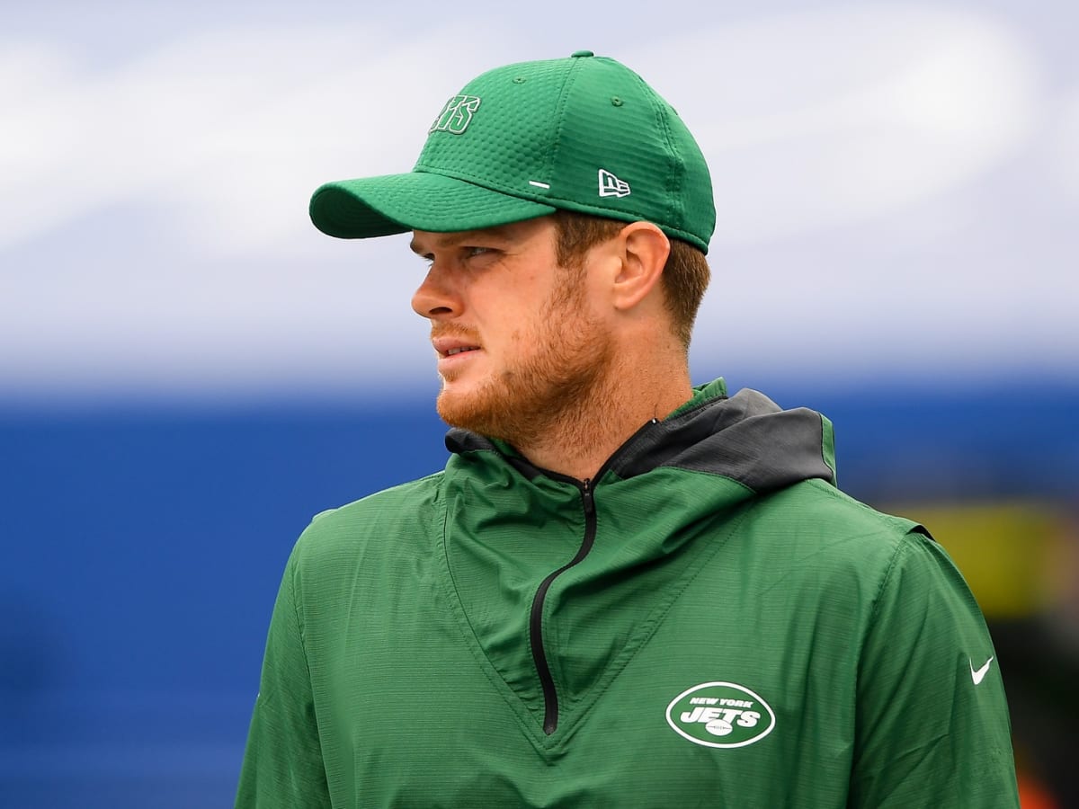 Jets trade quarterback Sam Darnold to Panthers - Newsday