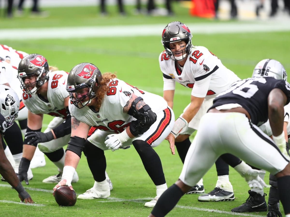 Buccaneers Ryan Jensen nominated for NFL's Salute to Service Award - Bucs  Nation