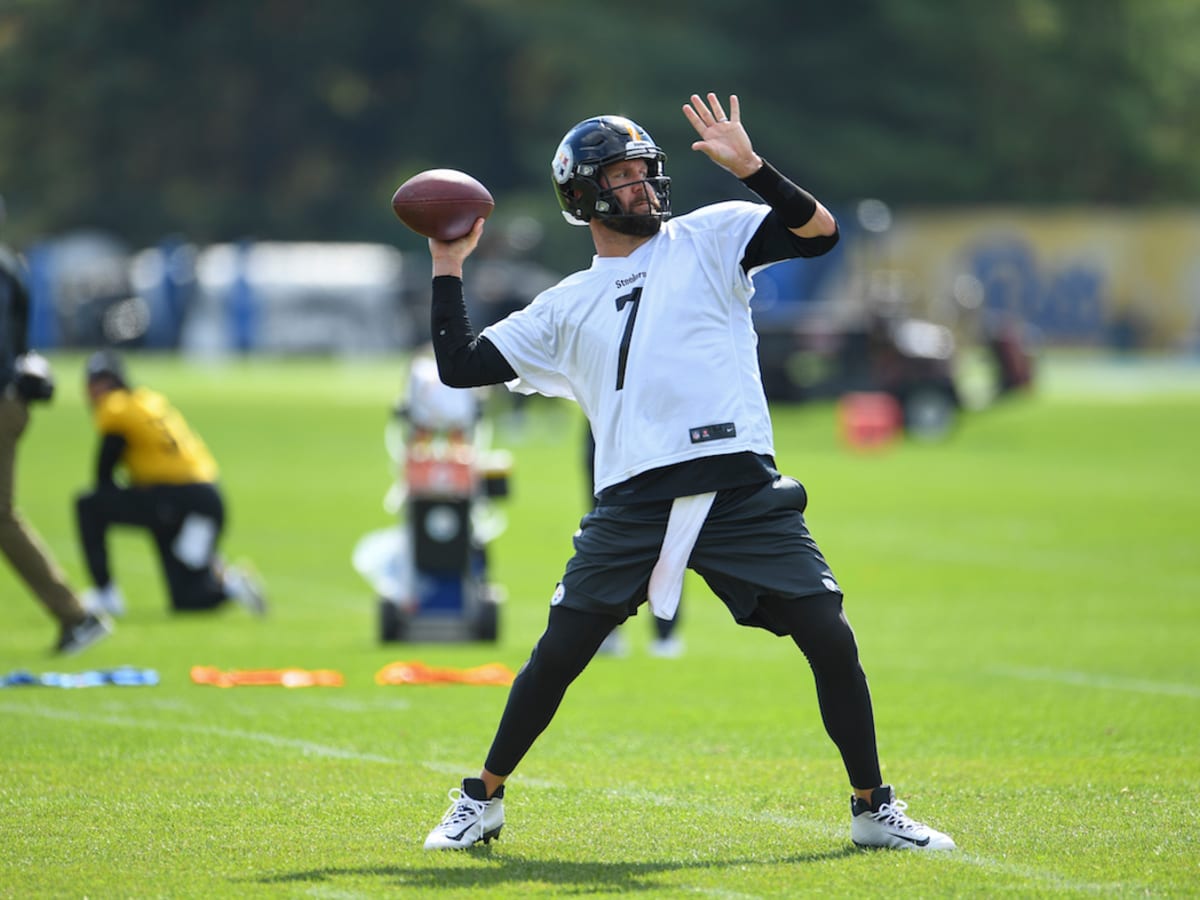 Steelers' Roethlisberger, others removed from COVID-19 list