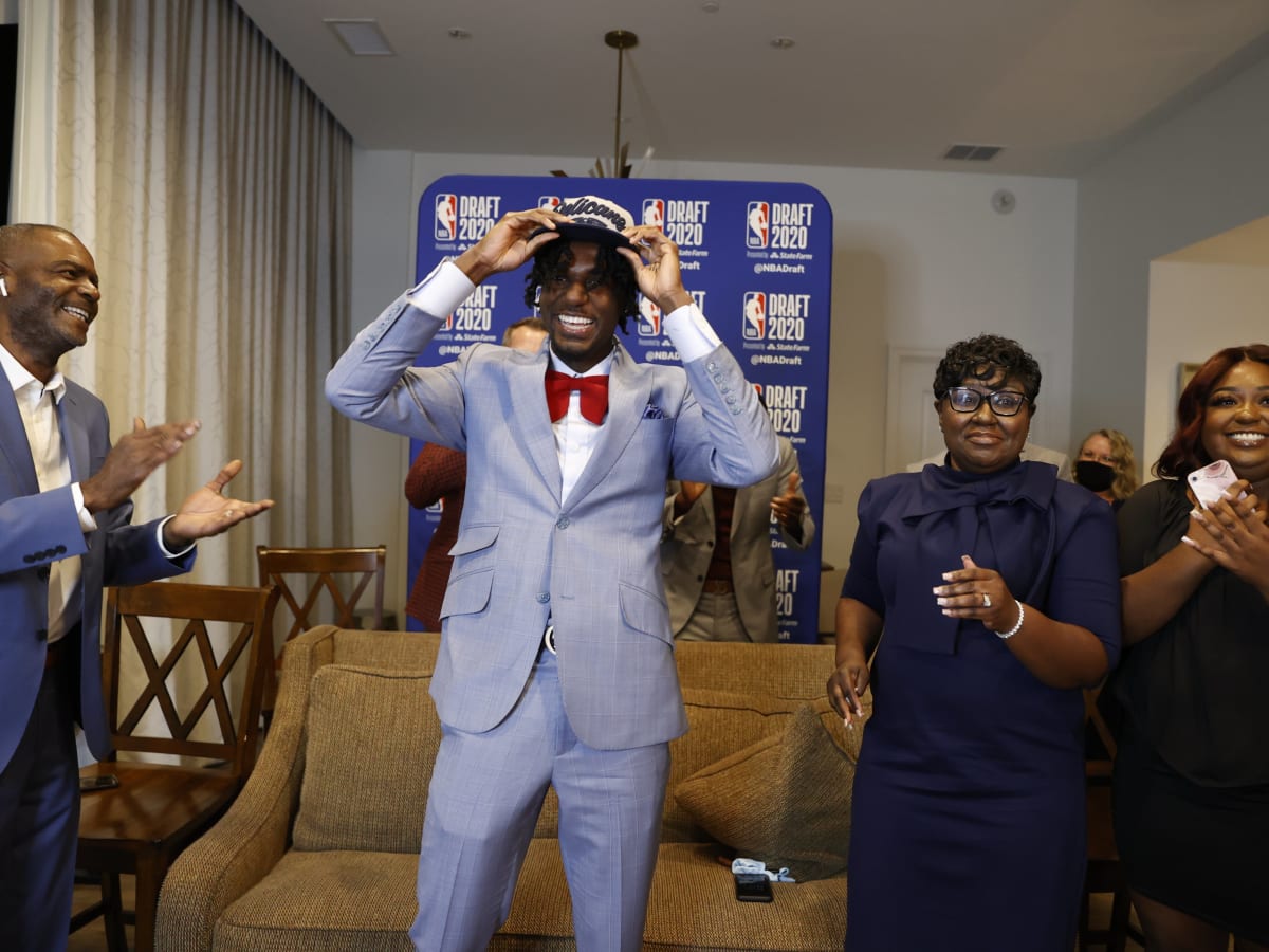 Hazel Green High School on X: Kira Lewis Jr, a 2018 HGHS graduate, has  been selected by the New Orleans Pelicans in the first round of the NBA  Draft. Congratulations, Kira!! @kiralewisjr