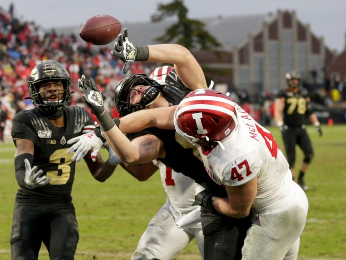 Indiana's Micah McFadden closes out season in hometown for Outback Bowl