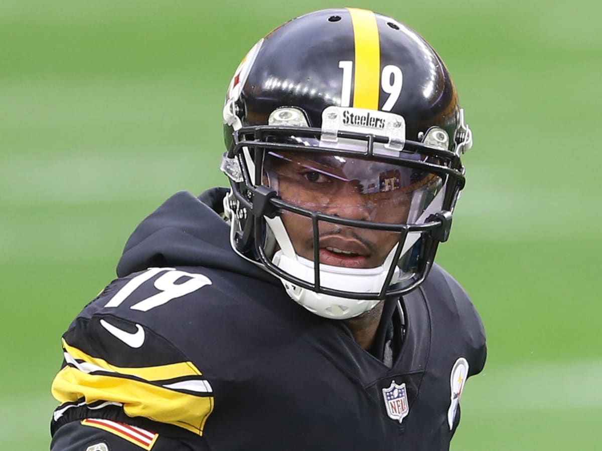 JuJu Smith-Schuster Hinted at Dallas Cowboys, Signs with Kansas City Chiefs  - FanNation Dallas Cowboys News, Analysis and More