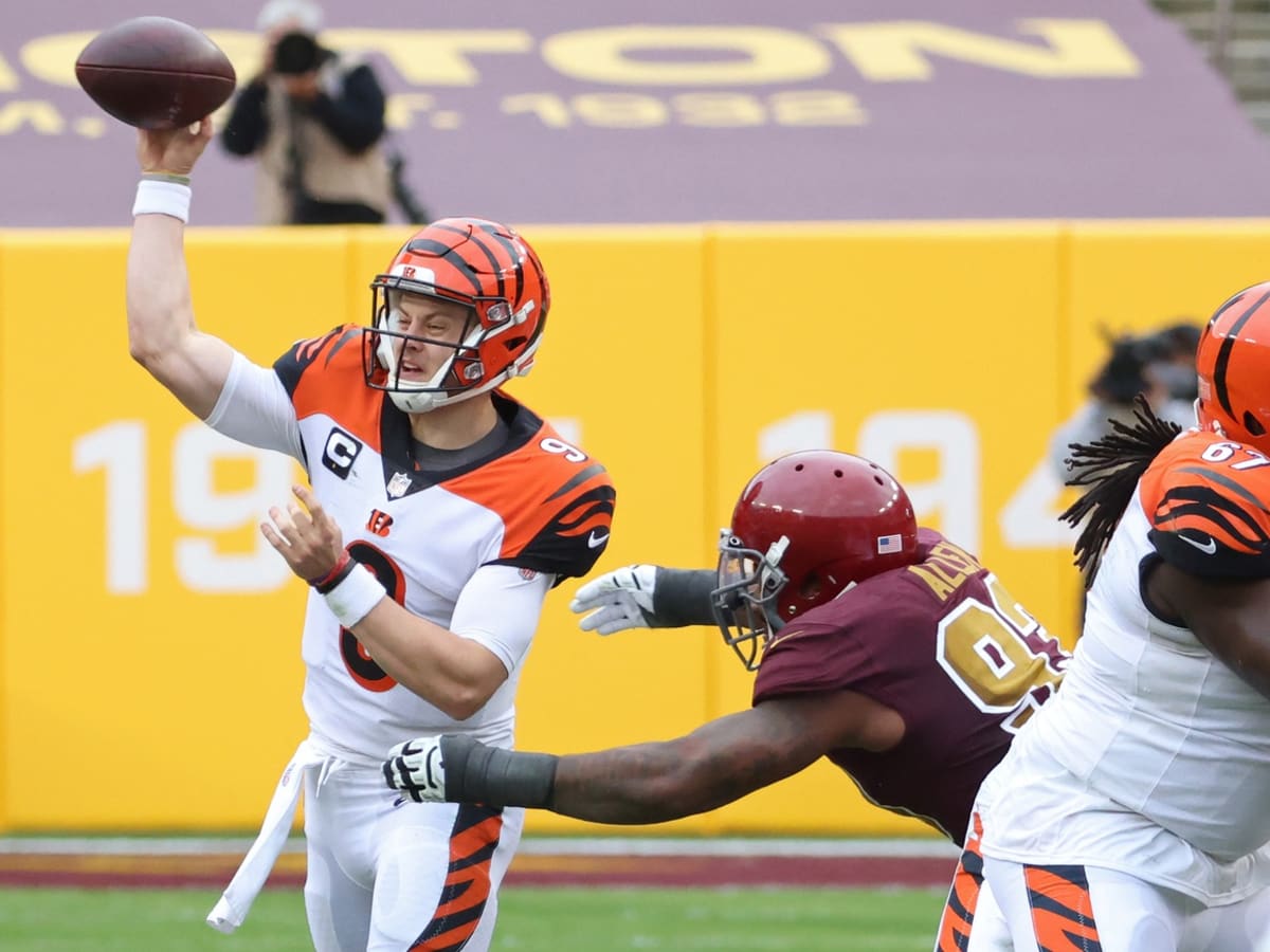 Bengals quarterback Joe Burrow carted off the field in third quarter of  Sunday's game vs. Washington 