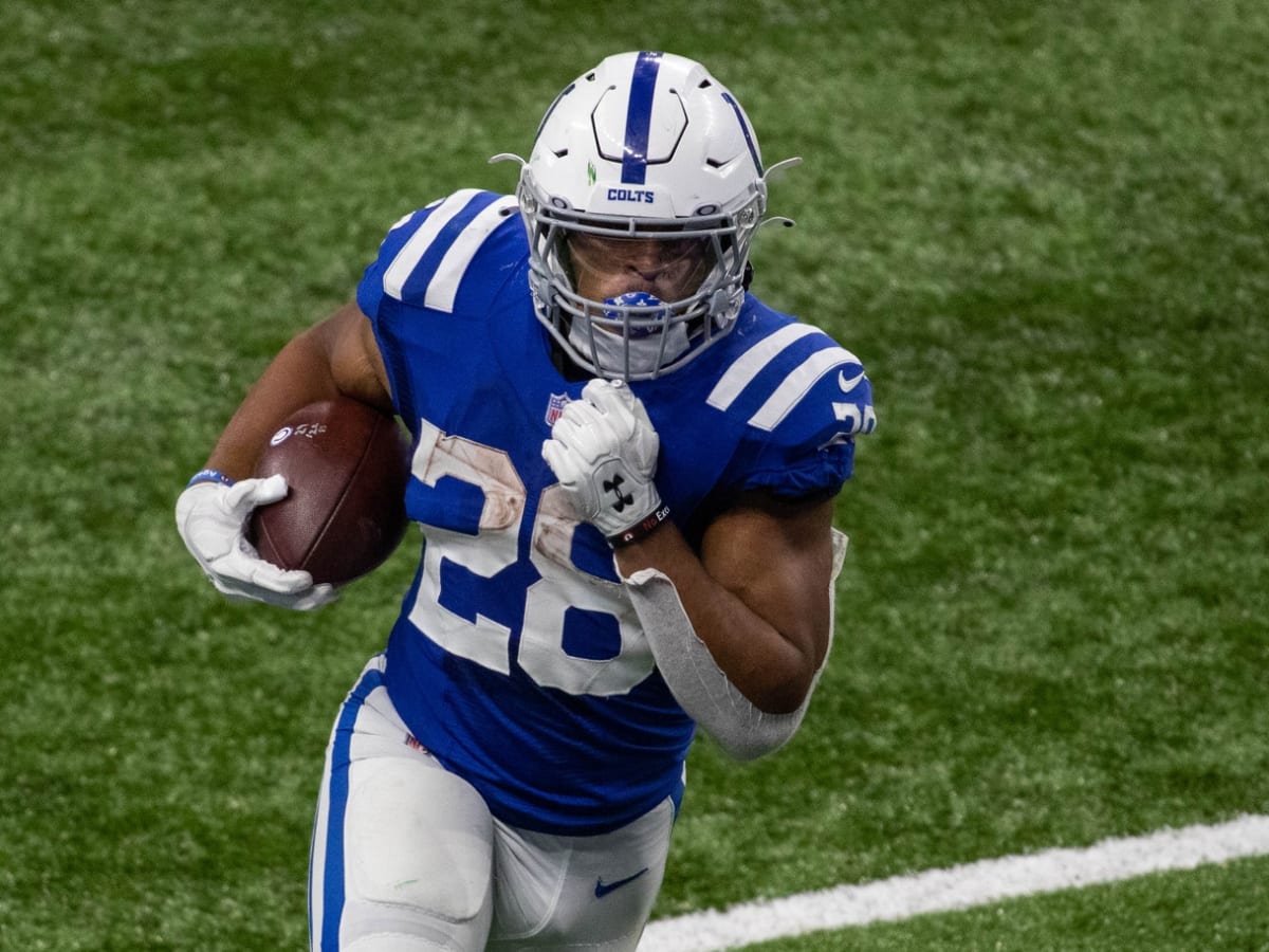 Colts' Running Back Jonathan Taylor One of Five Unanimous First