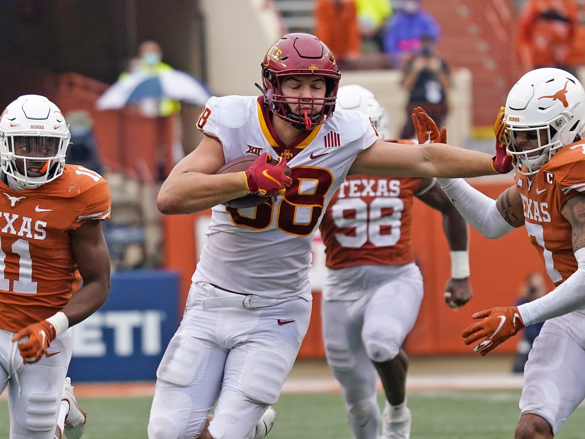 Cowboys Don White-White-Black Uniform Combo for Big 12 Opener at Iowa State  - Pistols Firing