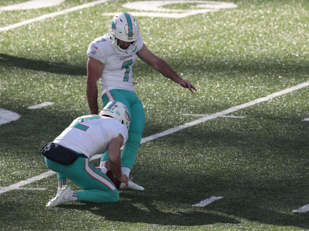 Dolphins kicker Jason Sanders stays strong despite struggles