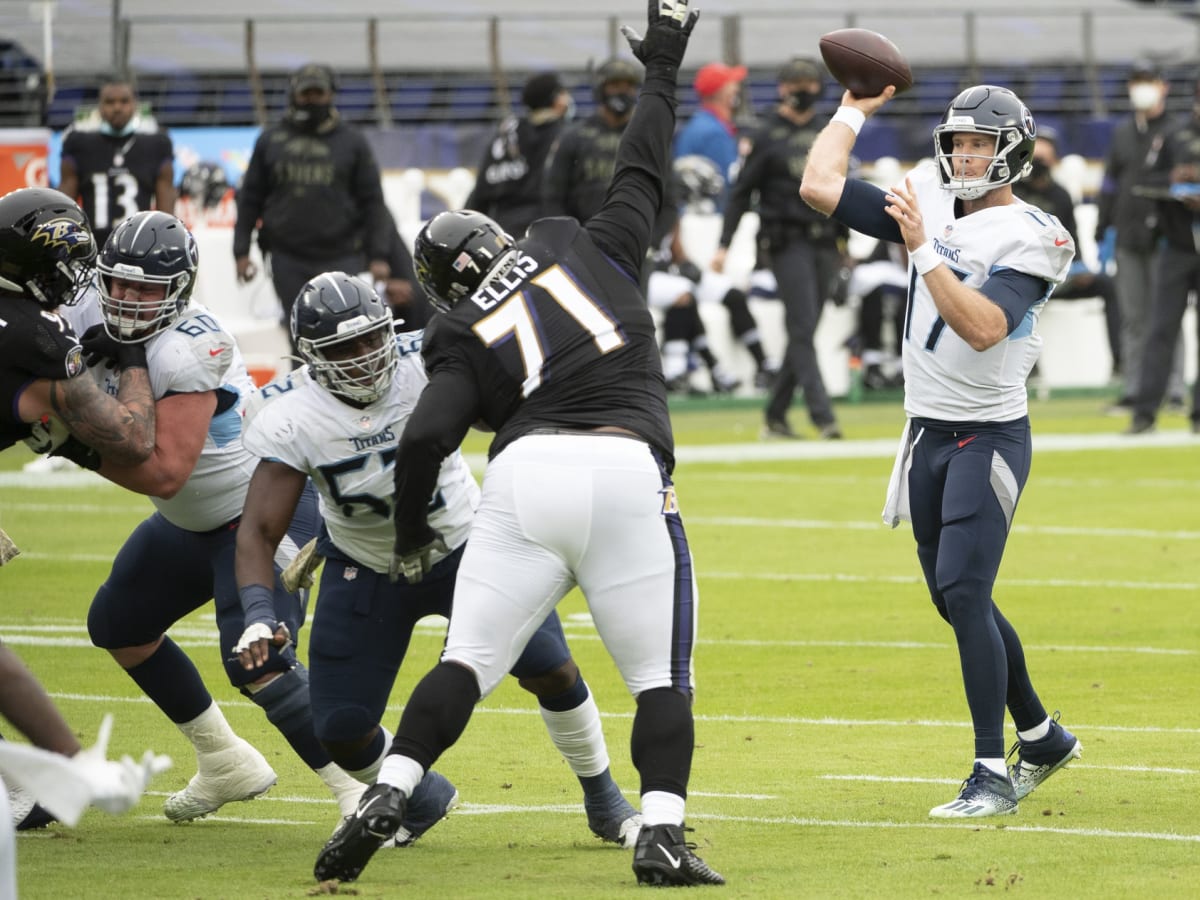 Ryan Tannehill Helps Keep Tennessee Titans Grounded - Sports